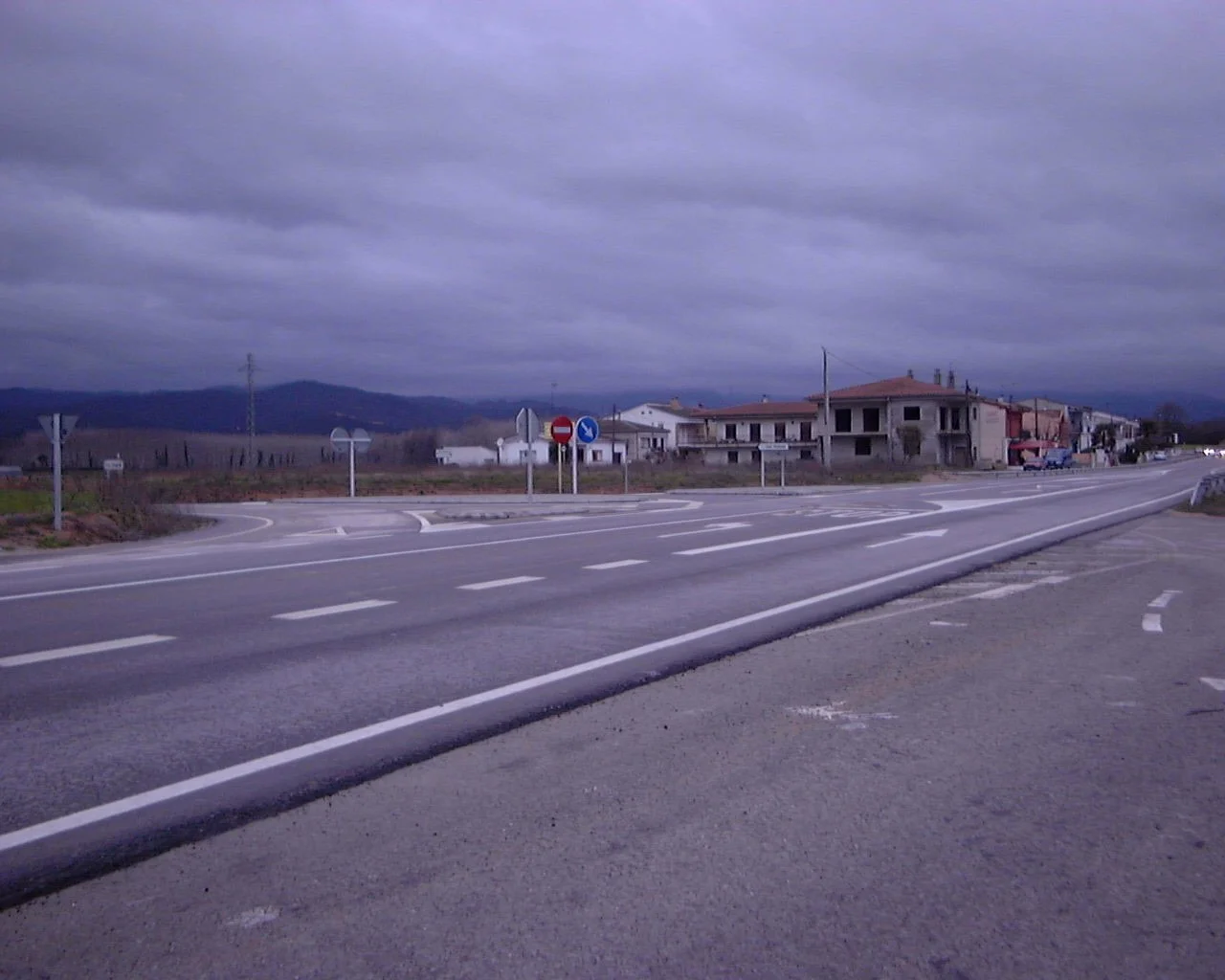 DIRECTION CONJOINTE DES TRAVAUX. « VARIANTE C-250, PK 1+000 AU 3+000. AMÉNAGEMENT DES ACCÈS C-63 (RIUDARENES). AMÉNAGEMENT DE LA C-63 (AXE TRANSVERSAL À SANTA COLOMA). RENFORCEMENT DE CHAUSSÉE À CELRÀ